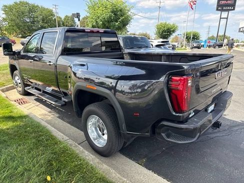 Used 2025 GMC Sierra 3500 Denali w/ Denali Reserve Package AWD/4WD image 5