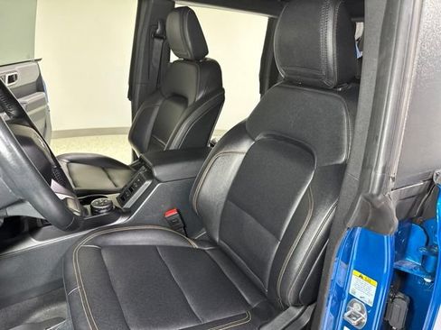 Used 2023 Ford Bronco Badlands AWD/4WD image 14