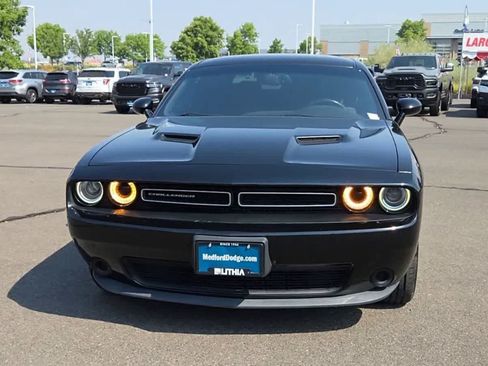 Used 2015 Dodge Challenger SXT w/ Sound Group RWD image 3