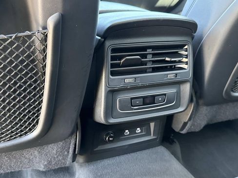 Used 2023 Audi Q7 3.0T Premium Plus image 16