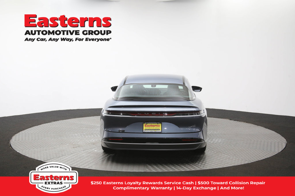 Used 2024 Lucid Air Pure RWD image 38