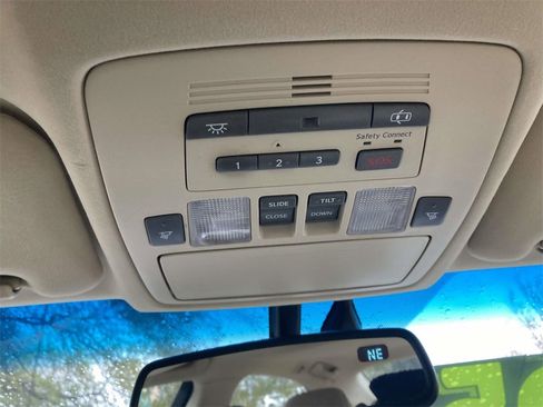 Used 2011 Lexus ES 350 image 19