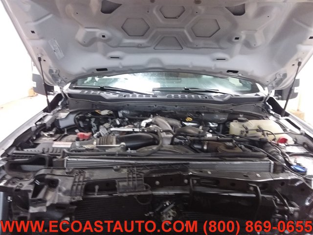 Used 2023 Ford F350 Lariat w/ FX4 Off-Road Package AWD/4WD image 9