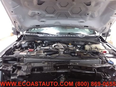 Used 2023 Ford F350 Lariat w/ FX4 Off-Road Package image 9