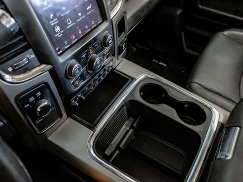 Used 2018 RAM 2500 Laramie w/ Sport Appearance Group AWD/4WD image 24