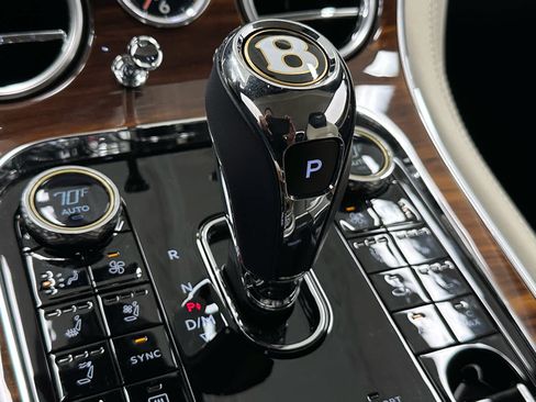 Used 2020 Bentley Continental GT AWD/4WD image 32
