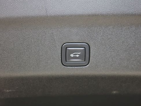 Used 2023 GMC Yukon Denali Ultimate w/ LPO, Floor Liner Package AWD/4WD image 48