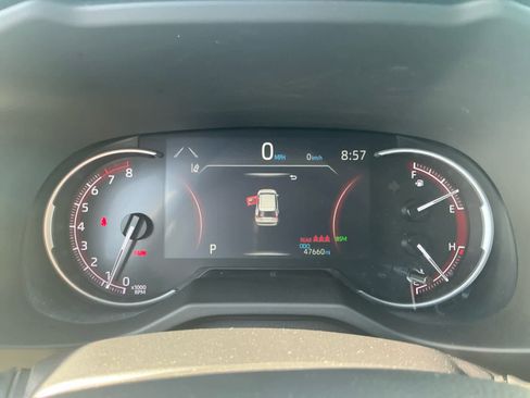 Used 2024 Toyota RAV4 XLE image 16