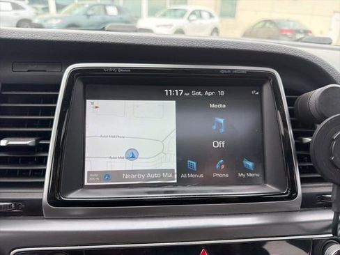 Used 2018 Hyundai Sonata Limited image 15