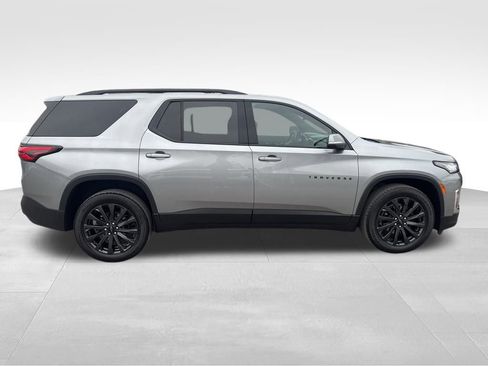 Used 2023 Chevrolet Traverse RS w/ LPO, Floor Liner Package image 8
