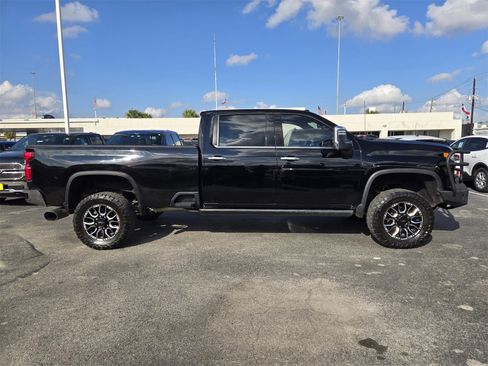 Used 2022 Chevrolet Silverado 3500 High Country image 4