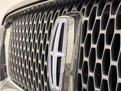 Certified 2023 Lincoln Navigator Reserve image 16