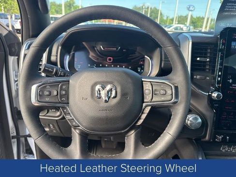 Used 2025 RAM 1500 Laramie AWD/4WD image 13
