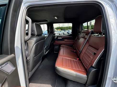 Certified 2025 GMC Sierra 1500 Denali Ultimate AWD/4WD image 25