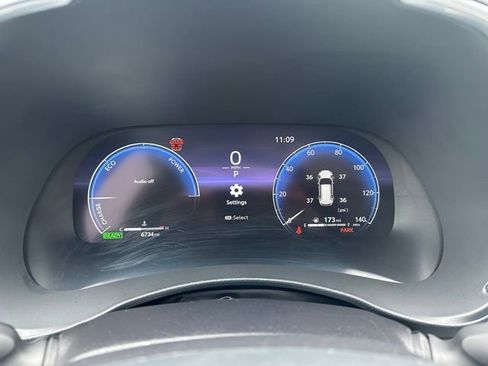 Certified 2025 Toyota Highlander Platinum image 29