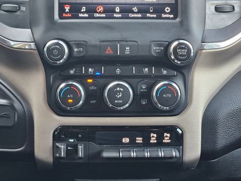 Used 2021 RAM 2500 Laramie AWD/4WD image 13