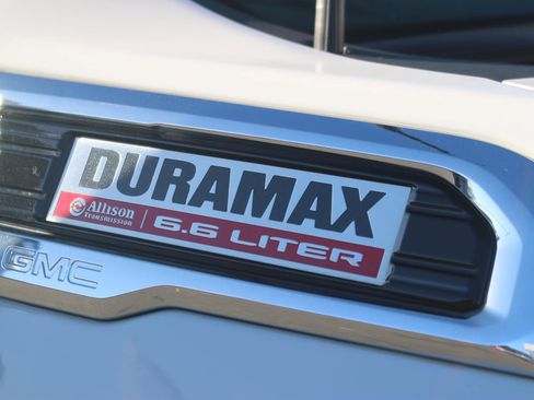 Used 2023 GMC Sierra 3500 Pro w/ Convenience Package image 10