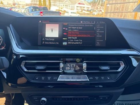 Used 2022 BMW Z4 M40i w/ Premium Package image 25