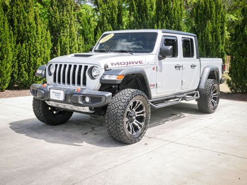 Used 2023 Jeep Gladiator Mojave w/ Trailer Tow Package image 5