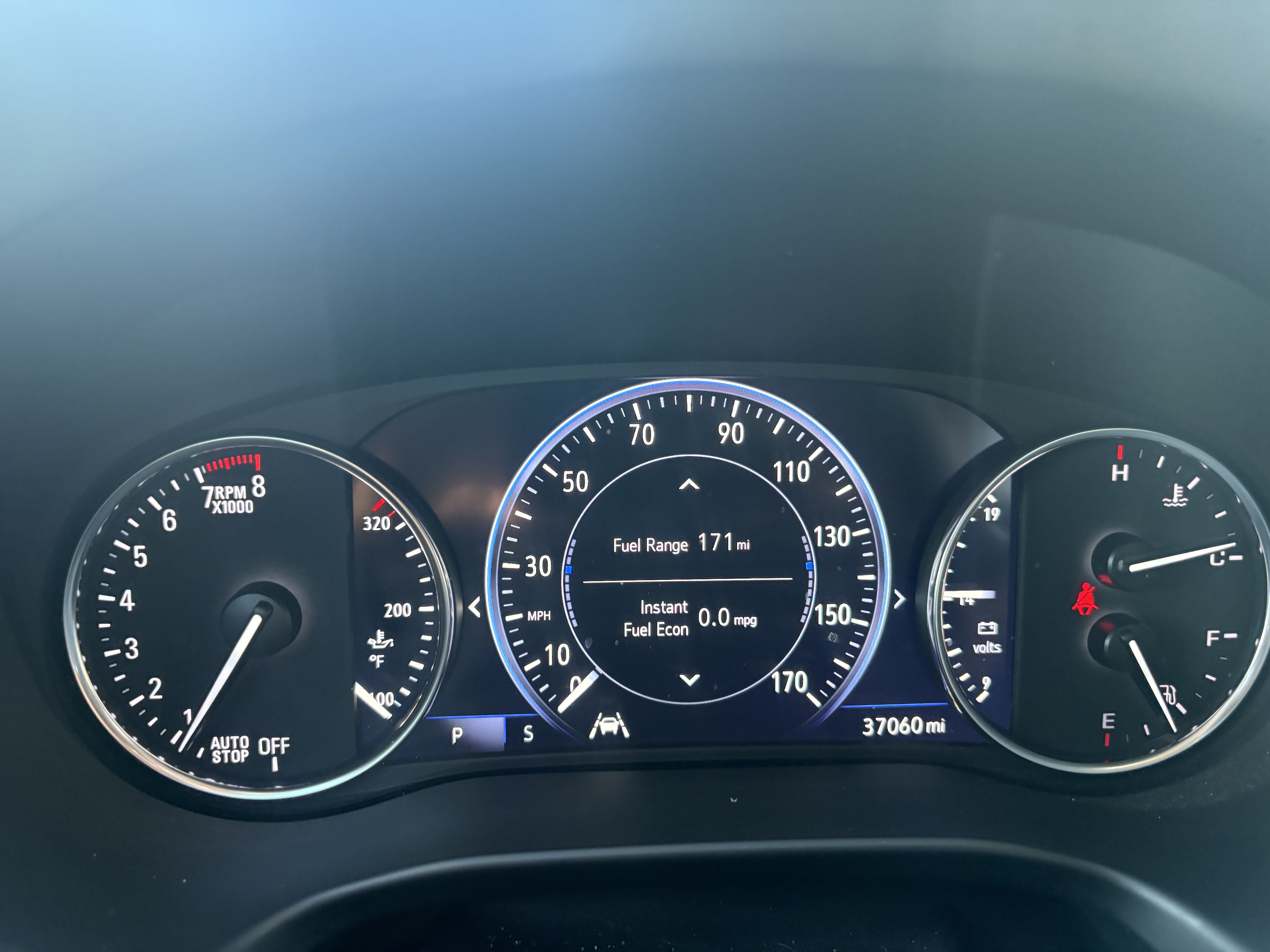 Used 2024 Buick Enclave Avenir FWD image 10