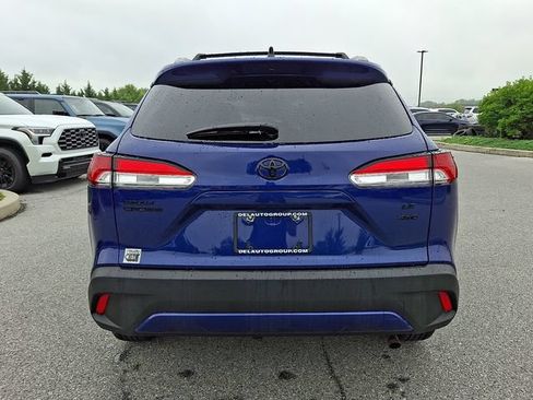 Certified 2025 Toyota Corolla Cross LE w/ Moonroof Package AWD/4WD image 5