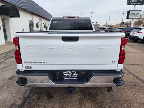 Used 2023 Chevrolet Silverado 2500 LT w/ Convenience Package image 6