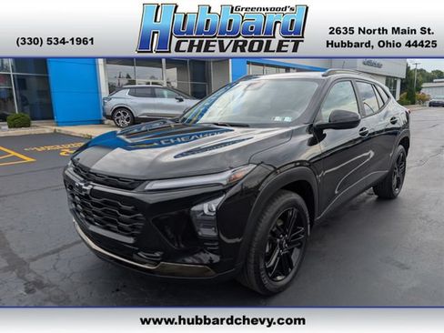 Used 2025 Chevrolet Trax ACTIV w/ Driver Confidence Package FWD image 1