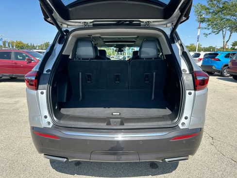 Used 2020 Buick Enclave Essence w/ Sound and Sites Package image 39