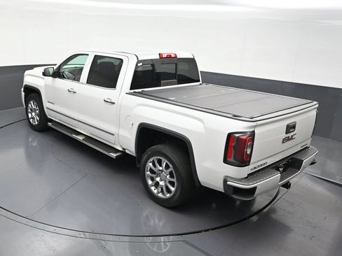 Used 2017 GMC Sierra 1500 Denali RWD image 17