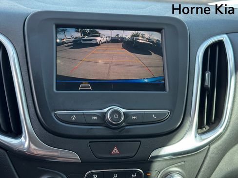 Used 2021 Chevrolet Equinox LT image 22