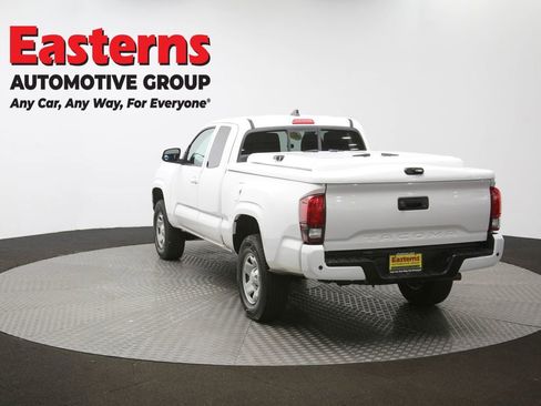Used 2022 Toyota Tacoma SR image 64