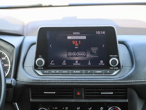 Used 2023 Nissan Rogue S FWD image 16