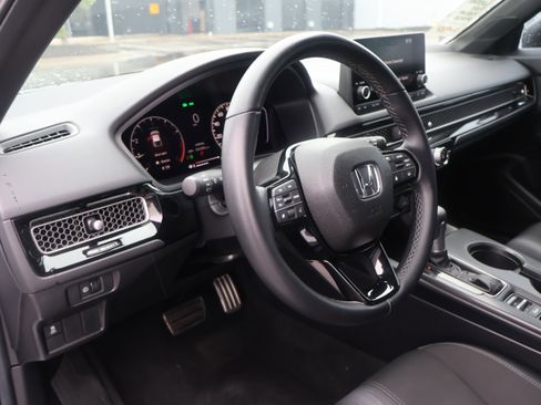 Used 2025 Honda Civic Sport image 17