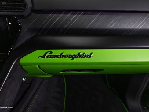 Used 2024 Lamborghini Urus S image 51