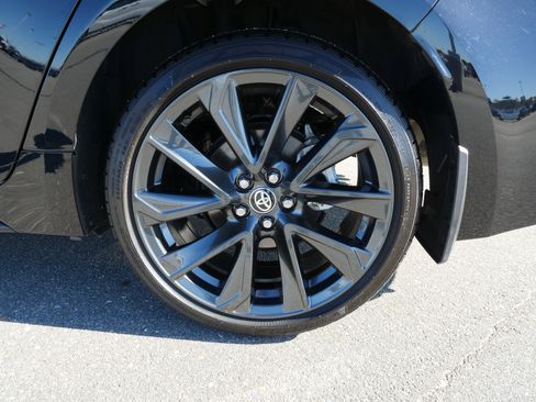 Used 2025 Toyota Corolla SE image 12