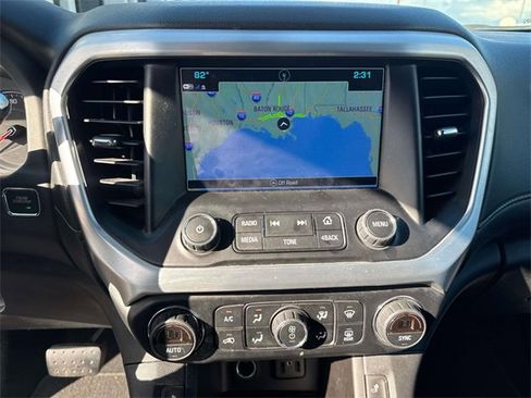 Used 2019 GMC Acadia SLT image 30