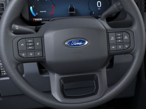 New 2026 Ford F250 XLT w/ XLT Premium Package AWD/4WD image 12