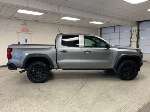 Used 2023 Chevrolet Colorado Trail Boss w/ Technology Package AWD/4WD image 8