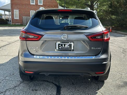 Certified 2022 Nissan Rogue Sport SL w/ Premium Package image 6