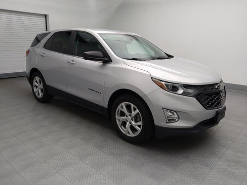 Used 2021 Chevrolet Equinox LT FWD image 11