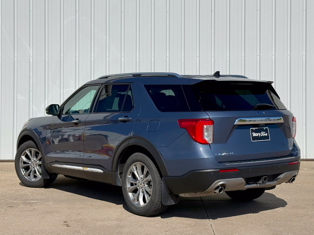 Used 2021 Ford Explorer Limited w/ Equipment Group 301A AWD/4WD image 4