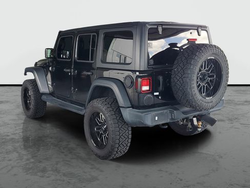 Used 2020 Jeep Wrangler Unlimited Sport S AWD/4WD image 3