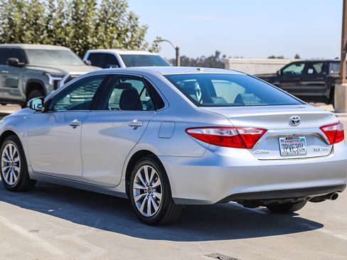 Used 2016 Toyota Camry XLE FWD image 7