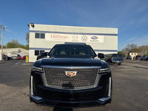 Used 2021 Cadillac Escalade Premium Luxury Platinum AWD/4WD image 8