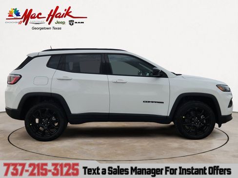 New 2026 Jeep Compass Latitude image 6