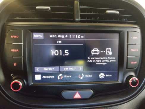 Used 2022 Kia Soul LX FWD image 25