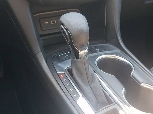 Used 2024 Chevrolet Equinox LT AWD/4WD image 16