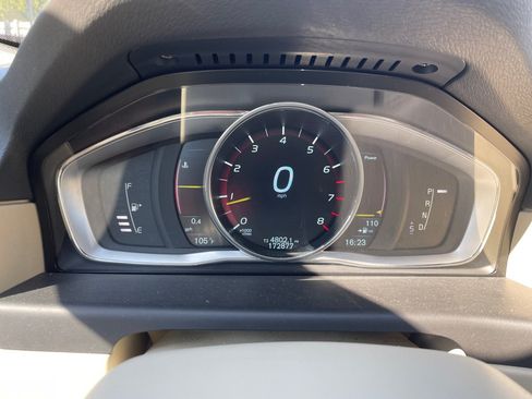 Used 2015 Volvo XC70 T6 Premier Plus AWD/4WD image 13
