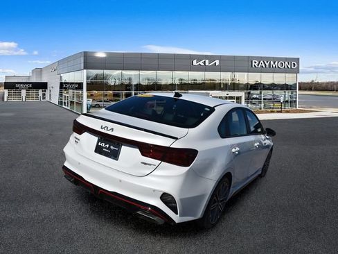 Certified 2023 Kia Forte GT FWD image 3