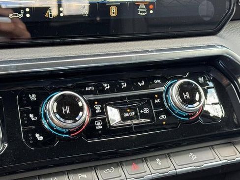 New 2026 GMC Sierra 2500 Denali w/ Denali Reserve Package image 23